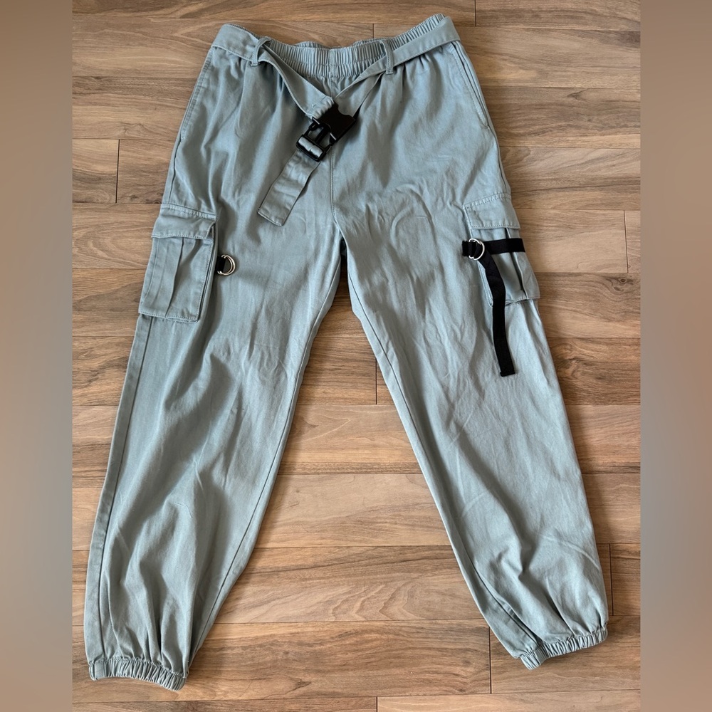 WOMENS Forever21 Cargo Pants Size Large